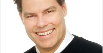 Elfrids far med ellevill slapstick i langfilmformat