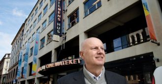 – Det lukter svidd