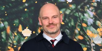 – Jeg ville lage noe stille, som sakte men sikkert åpner seg opp. (+)