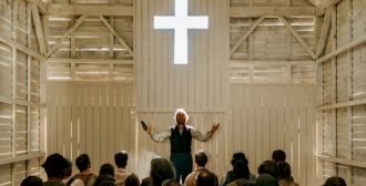 Åndholdt kamera:  Dara Van Dusen om «A Prayer for the Dying».